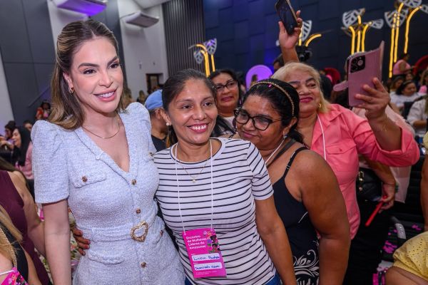 23464c82-320b-4199-86d8-6142dd75fef8 Thaisa Cidade lança movimento ‘Mulheres com Cidade’ para fortalecer lideranças femininas no Amazonas