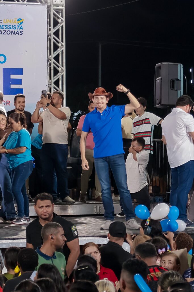 IMG_4964-683x1024 Cearazin Semisera fortalece apoio a Roberto Cidade em reunião de pré-campanha na Zona Norte de Manaus