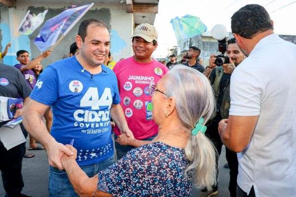IMG_5766 Roberto Cidade intensifica caminhada no Novo Aleixo e apresenta propostas para novo mandato