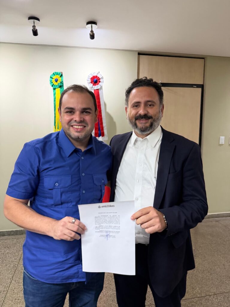 eddd9fbc-ba05-4547-bea1-1d222844e536-768x1024 Roberto Cidade anuncia Marco Aurélio Choy como novo desembargador do Tribunal de Justiça do Amazonas