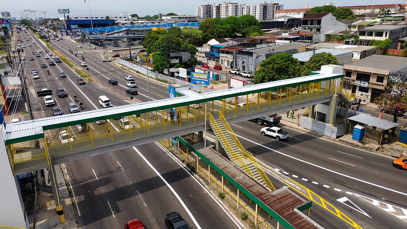IMG_7189 Após dois anos de espera, Renato Júnior entrega passarela da Avenida Torquato Tapajós, em Manaus