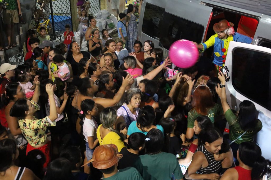 IMG_7744-1536x1024-1-1024x683 Cearazin Semisera realiza ação de Dia das Crianças com entrega de brinquedos, em Manaus 